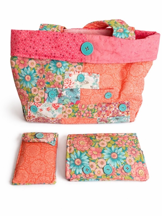 Sandi Handbags Handbags - Handmade Floral Patchwork Tote Bag Set w/ Matching Wallet,Eyeglass Case, & Pouch